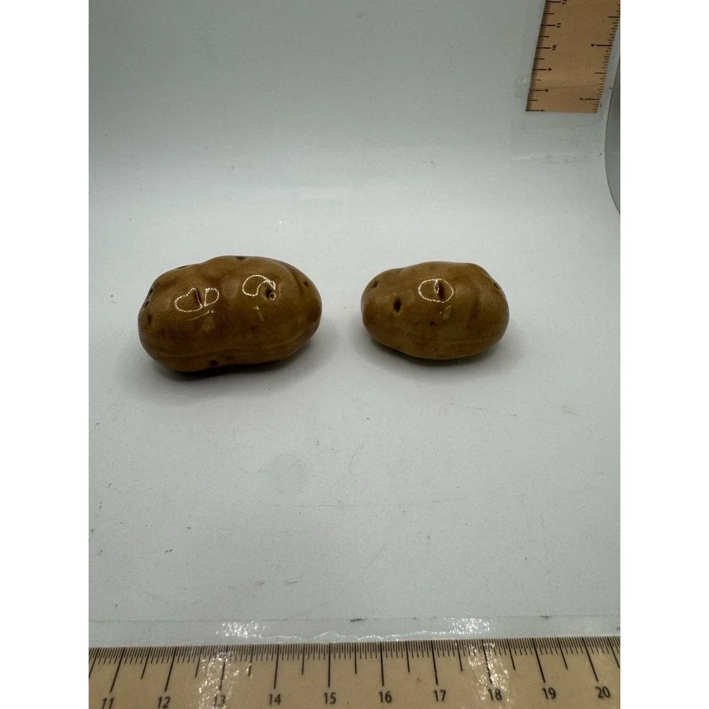 Vintage‎ Potato Salt and Pepper Shakers